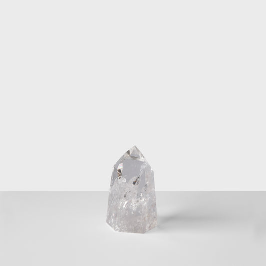 Punta de cuarzo blanco VIII.